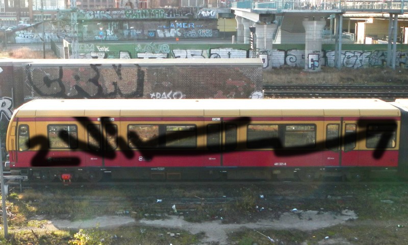 Bombing 1379083481701