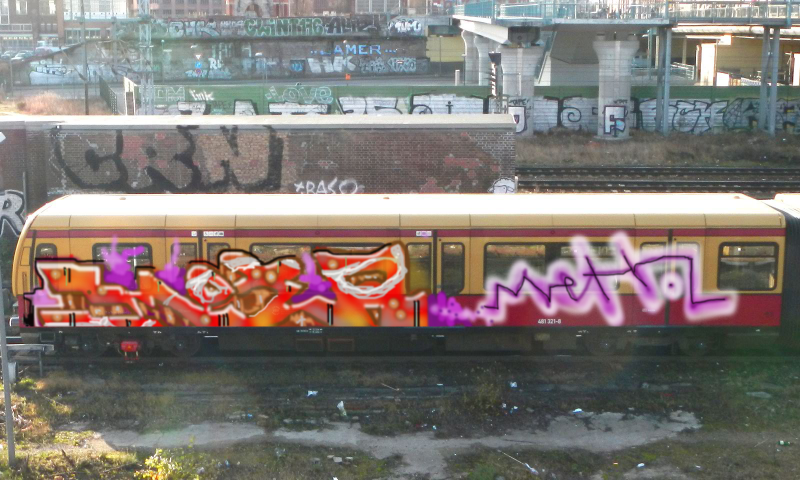 Bombing 1381785294609