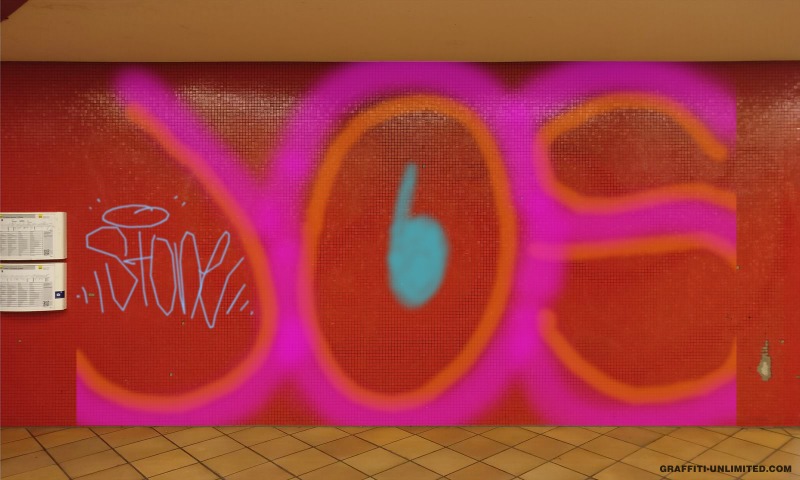 Bombing 1569612448601